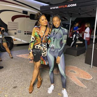 Angela Yee feet photo thumbnail