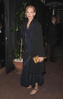 Uma Thurman feet photo thumbnail