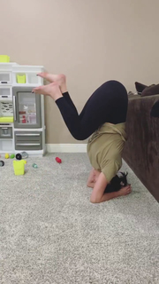 Brittney Smith feet photo thumbnail