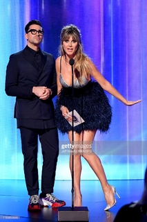 Heidi Klum feet photo thumbnail