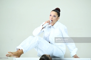 Halsey feet photo thumbnail