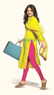 Anushka Sharma feet photo thumbnail