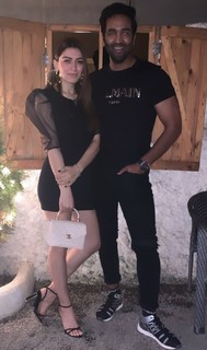 Hansika Motwani feet photo thumbnail