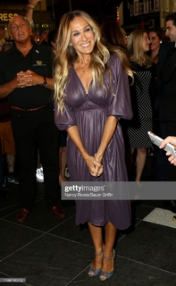 Sarah Jessica Parker feet photo thumbnail