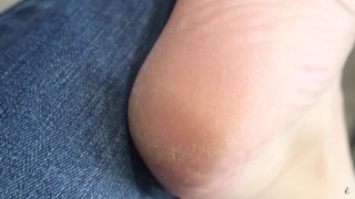 Rachel Ballinger feet photo thumbnail