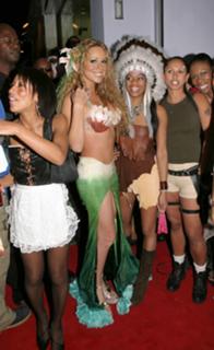 Mariah Carey feet photo thumbnail