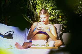 Hailey Bieber feet photo thumbnail
