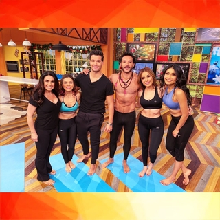 Cynthia Rodríguez feet photo thumbnail
