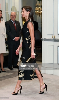 Queen Letizia of Spain feet photo thumbnail