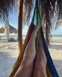 Catherine Bell feet photo thumbnail