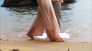 Juliana Paiva feet photo thumbnail