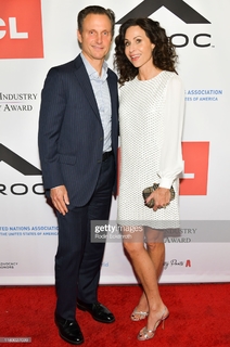 Minnie Driver feet photo thumbnail