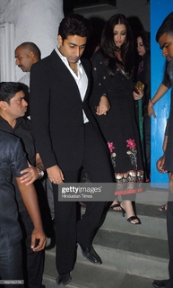 Aishwarya Rai Bachchan feet photo thumbnail