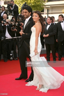 Aishwarya Rai Bachchan feet photo thumbnail