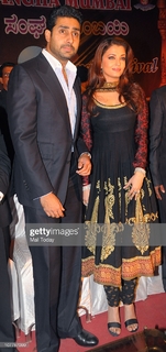 Aishwarya Rai Bachchan feet photo thumbnail