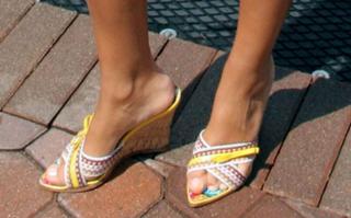 Giorgia Palmas feet photo thumbnail