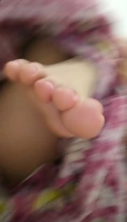 Isa Pes feet photo thumbnail
