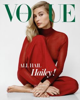 Hailey Bieber feet photo thumbnail