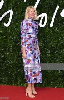 Holly Willoughby feet photo thumbnail