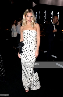 Mollie King feet photo thumbnail