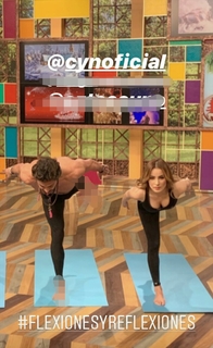 Cynthia Rodríguez feet photo thumbnail