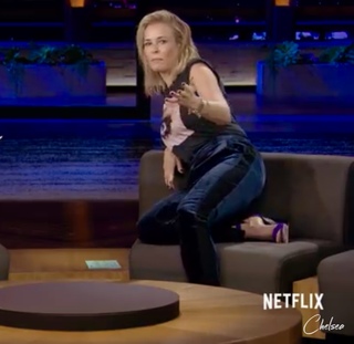 Chelsea Handler feet photo thumbnail