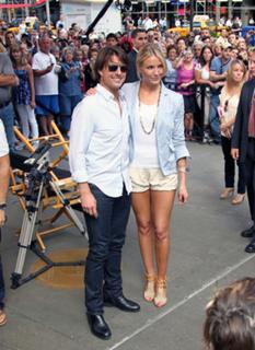 Cameron Diaz feet photo thumbnail