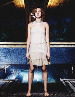 Federica Pellegrini feet photo thumbnail