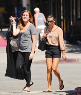 Lea Michele feet photo thumbnail