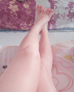 Isa Pes feet photo thumbnail