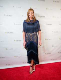 Allison Janney feet photo thumbnail