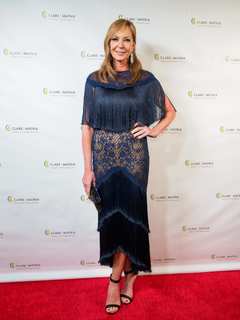 Allison Janney feet photo thumbnail