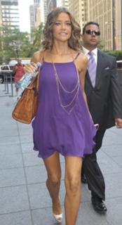Denise Richards feet photo thumbnail