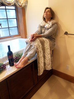 Lisa Robertson feet photo thumbnail