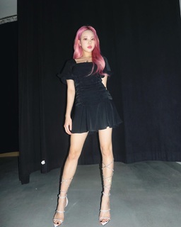 Joo-Won Lee feet photo 3