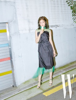 Nancy McDonie feet photo 4