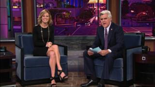 Hilary Swank feet photo thumbnail