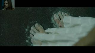 Hilary Swank feet photo thumbnail