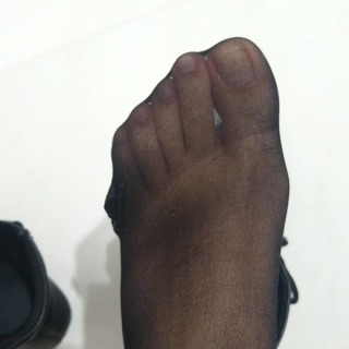 Isa Pes feet photo thumbnail