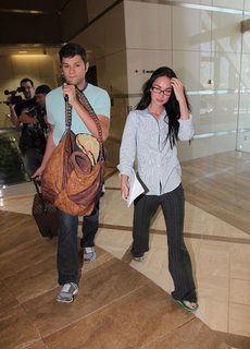Megan Fox feet photo thumbnail