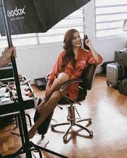 Juliana Paes feet photo thumbnail
