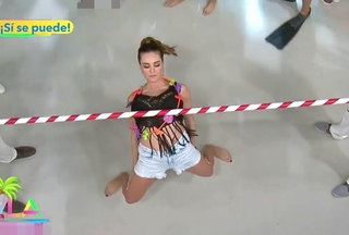 Tania Rincón feet photo thumbnail
