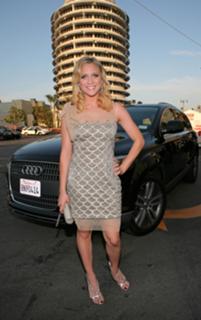 Brittany Snow feet photo thumbnail