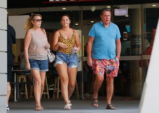 Jacqueline Jossa feet photo thumbnail