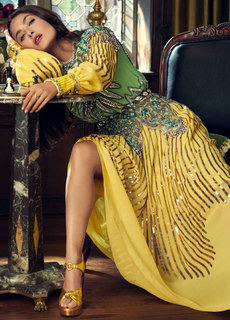 Salma Hayek feet photo thumbnail