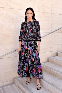 Abigail Spencer feet photo thumbnail