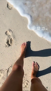 Kate Bosworth feet photo thumbnail