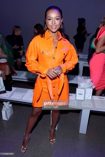 Karrueche Tran feet photo thumbnail