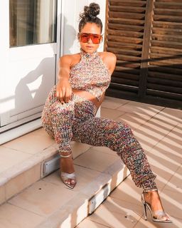 Christina Milian feet photo thumbnail