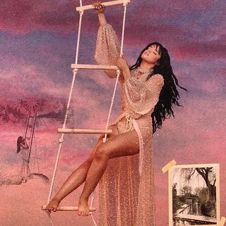 Camila Cabello feet photo thumbnail